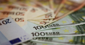 Ευρώ, μέρισμα, έκτακτη οικονομική ενίσχυση