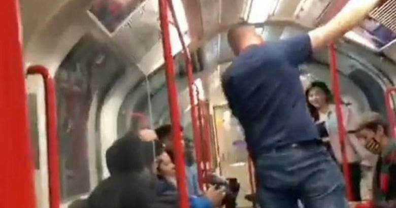 Καβγάς στο μετρό του Λονδίνου