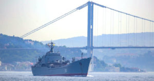 Βόσπορος Τουρκία Πολεμικό πλοίο