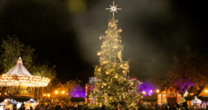 Χριστουγεννιάτικο δέντρο στη Θεσσαλονίκη