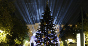 Χριστουγεννιάτικο δέντρο Αθήνα Σύνταγμα